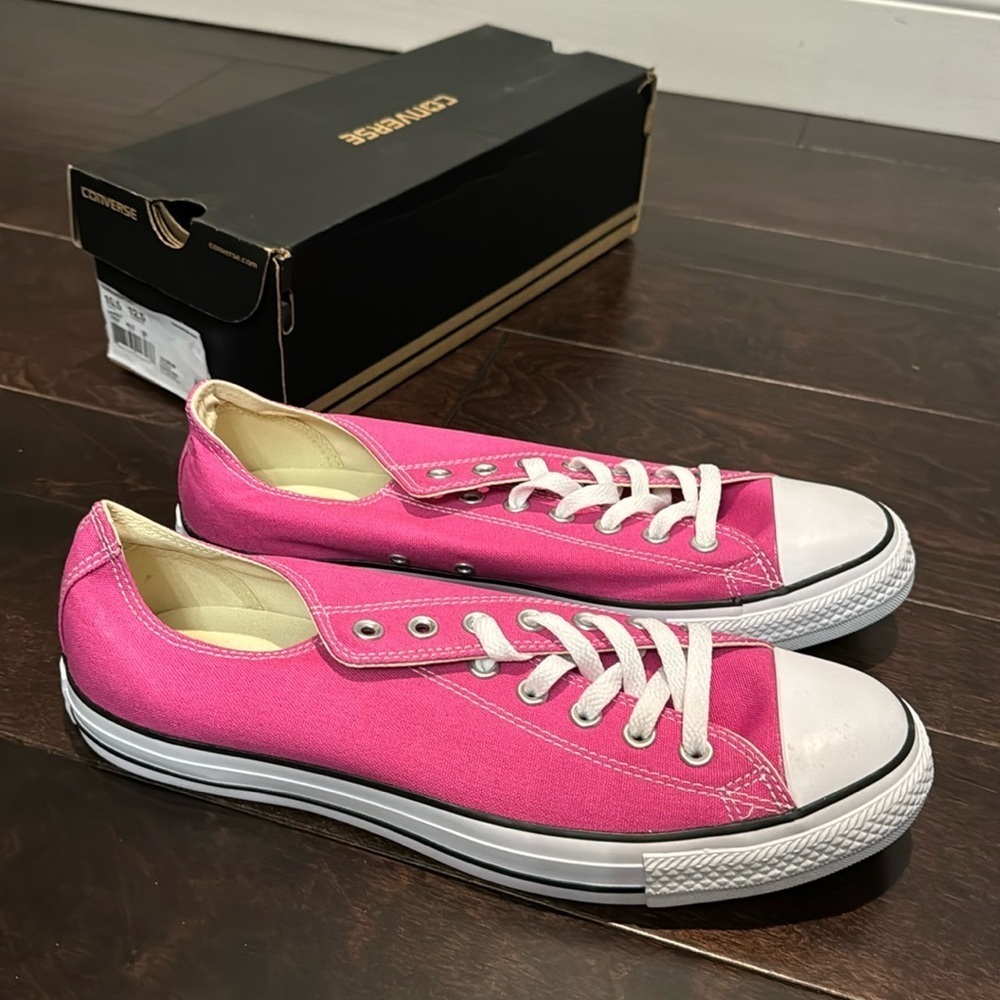 Converse unisex plastic pink sneakers NIB M10.5 W12.5